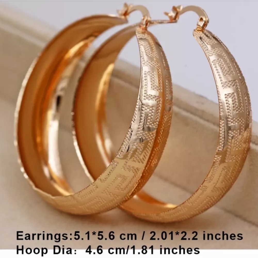 18K Yellow Gold Plated Hoop Earrings.